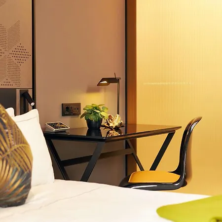 Park Plaza Vondelpark 4*