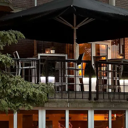 מלון Park Plaza Vondelpark 4*