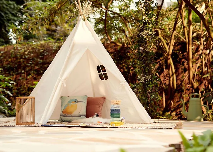 Hotel Park Plaza Vondelpark 4*